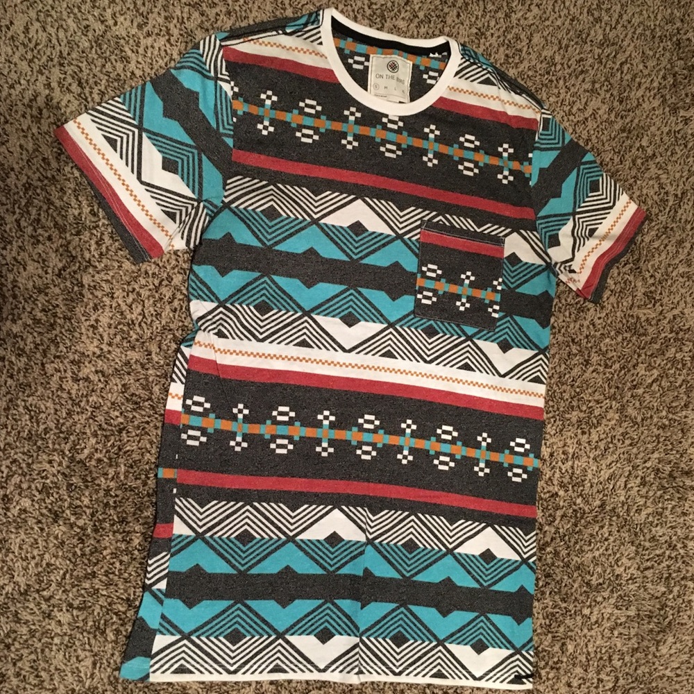 On the byas retro T-shirt